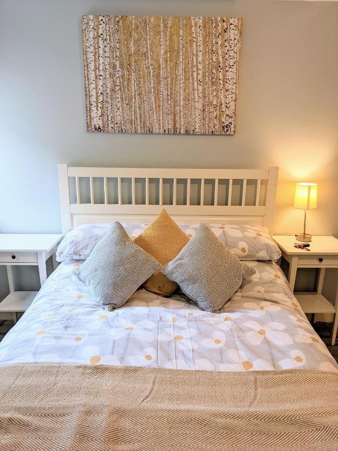 טומינטול Ailnack Cottage -Cheerful Cottage With Secure Garden And Off Street Parking Sleeps 4 מראה חיצוני תמונה